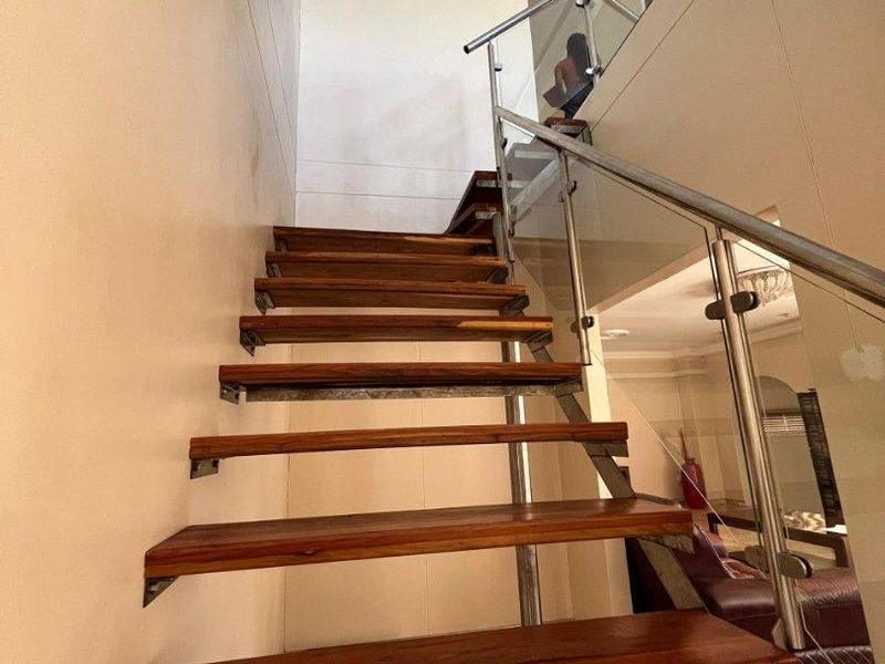 🏡 FOR RENT | DOUBLE-STOREY 8-BEDROOM HOME WITH FLAT  – Pioneers Park ✨ - Photo 6