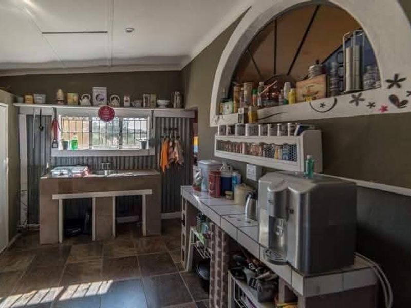 Small Holding with Tourism Potential | Mariental District, Hardap - Photo 6