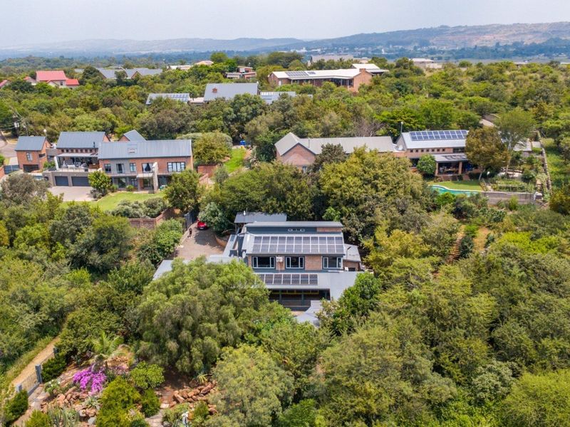 Stunning 5-Bedroom Family Home for Sale in Tygerberg Country Estate - Photo 2