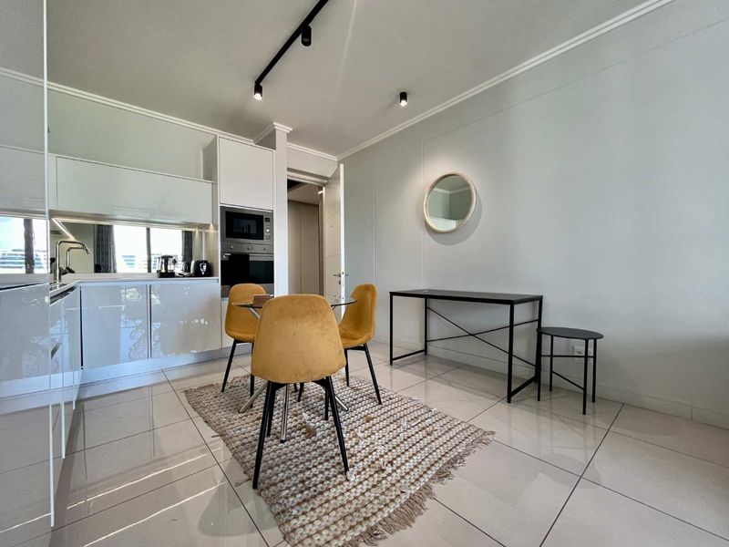 Luxury one bedroom apartment for sale at Ellipse Waterfall - Photo 3