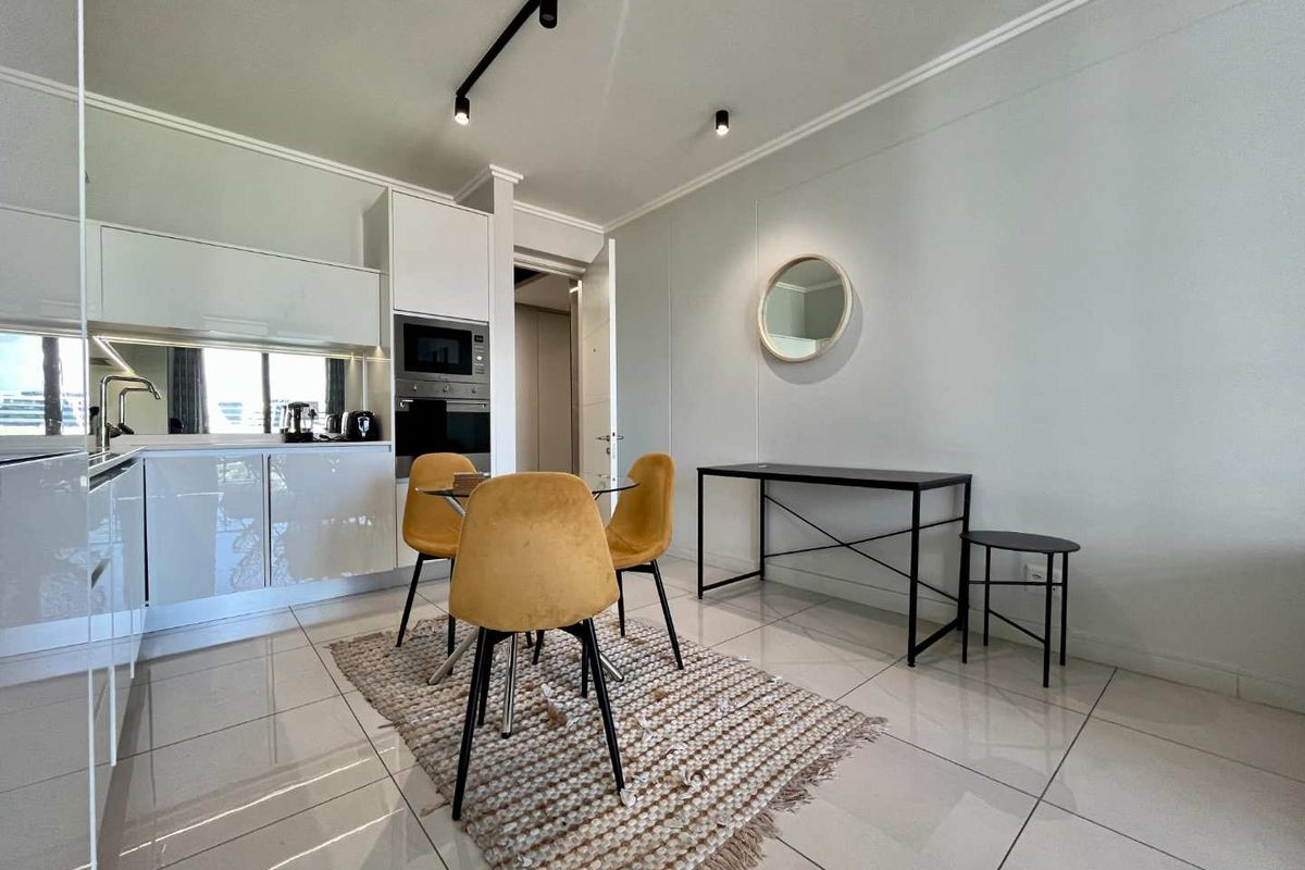 Luxury one bedroom apartment for sale at Ellipse Waterfall - Photo 3