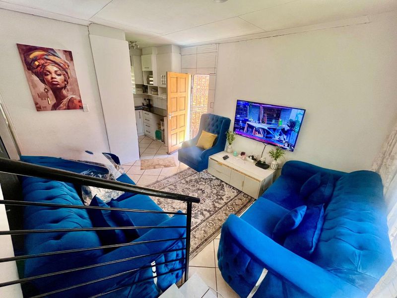 Dawn Park Town house - Photo 10