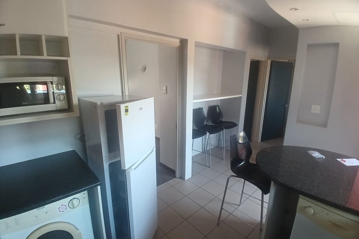 2 bedroom to rent at UNICREST! - Photo 2