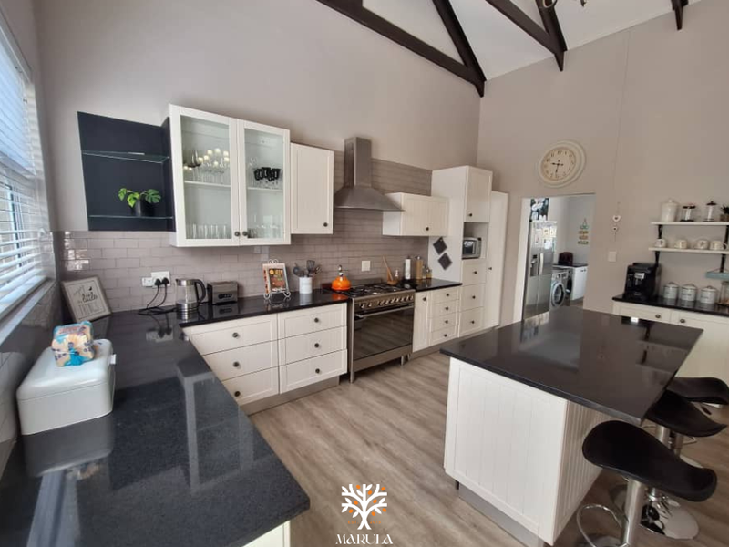 FOR SALE | N$2 690 000.00 | OMEYA GOLF ESTATE - Photo 8