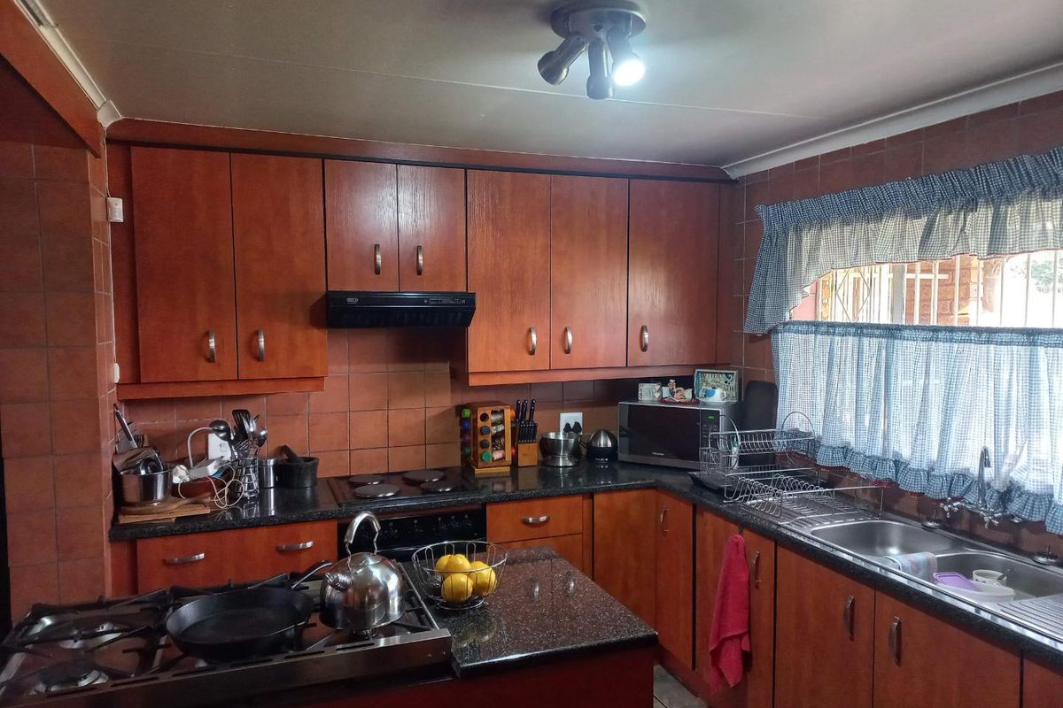 3 Spacious bedroom home+Study+Spacious flat+solar power Installed! - Photo 2