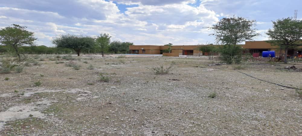The front lodge view.