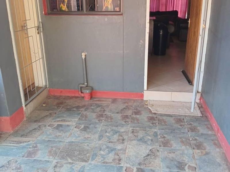 Three Bedroom House in Block G Rehoboth for Sale - Photo 4