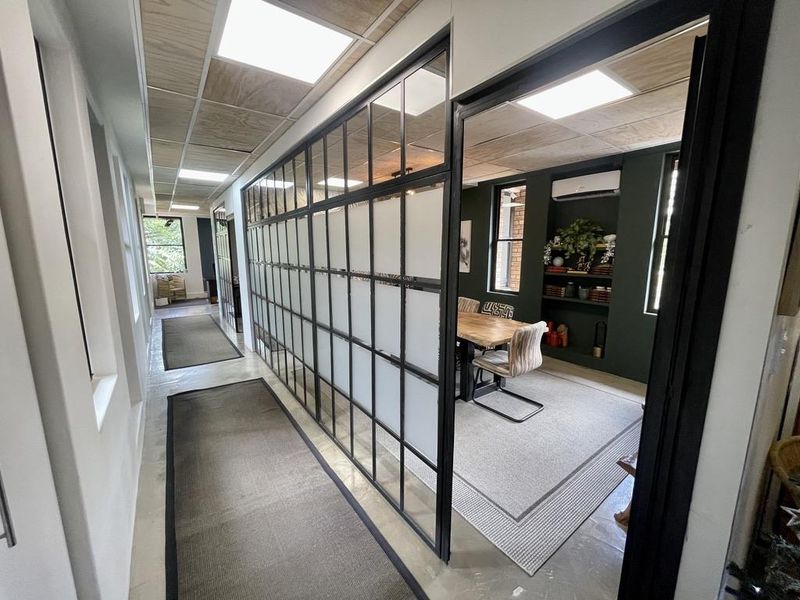 Hendra - 300m2 A-Grade Commercial Office for Sale – La Lucia - Photo 10