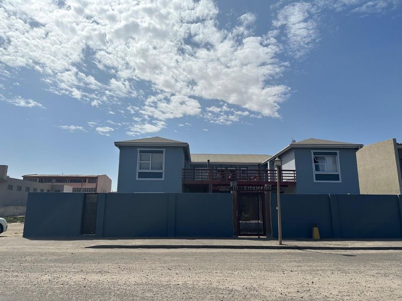 Block of Flats & Offices Walvis Bay - Photo 2