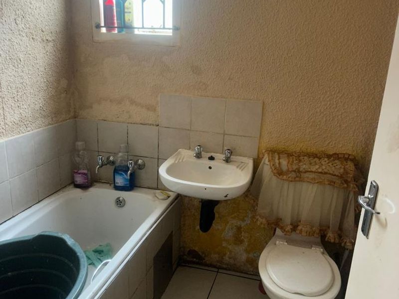 2 Bedroom House For Sale Savanna City - Photo 5