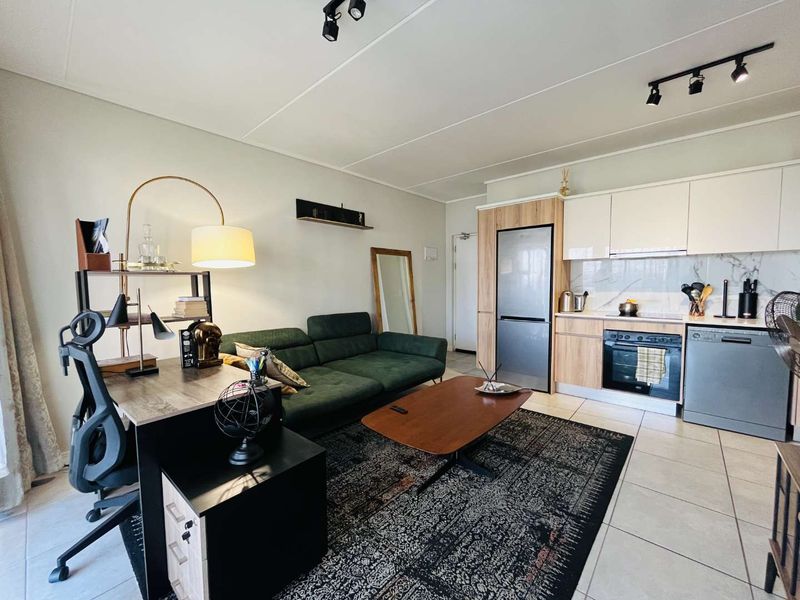 Luxury 1 bedroom apartment for sale at Munyaka Estate, Waterfall - Photo 3