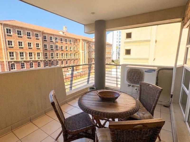 Contemporary 2-Bedroom Apartment Minutes from Sandton CBD - Photo 7