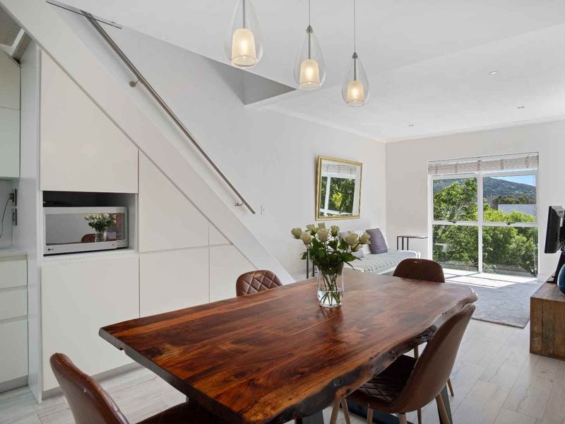 Modern Duplex apartment in Secure Hout Bay Estate - Photo 7