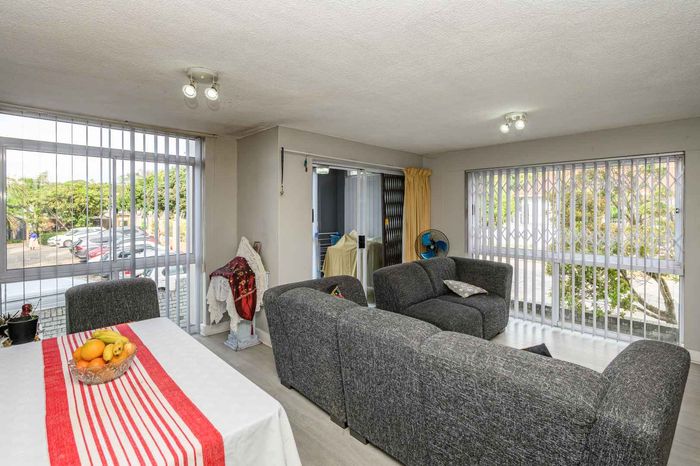 Property #2513879, Apartment For Sale in Humewood