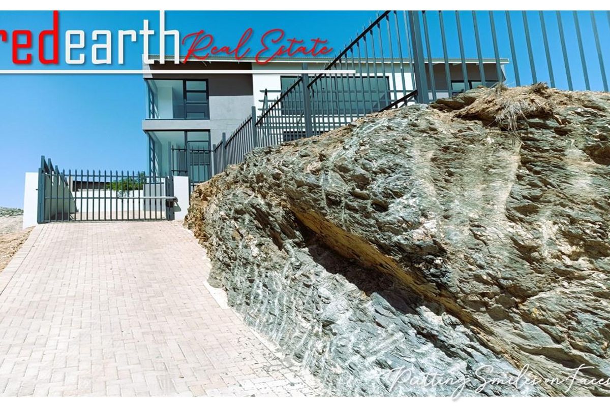 “Elite Family Excellence With Soaring Views” - Photo 3