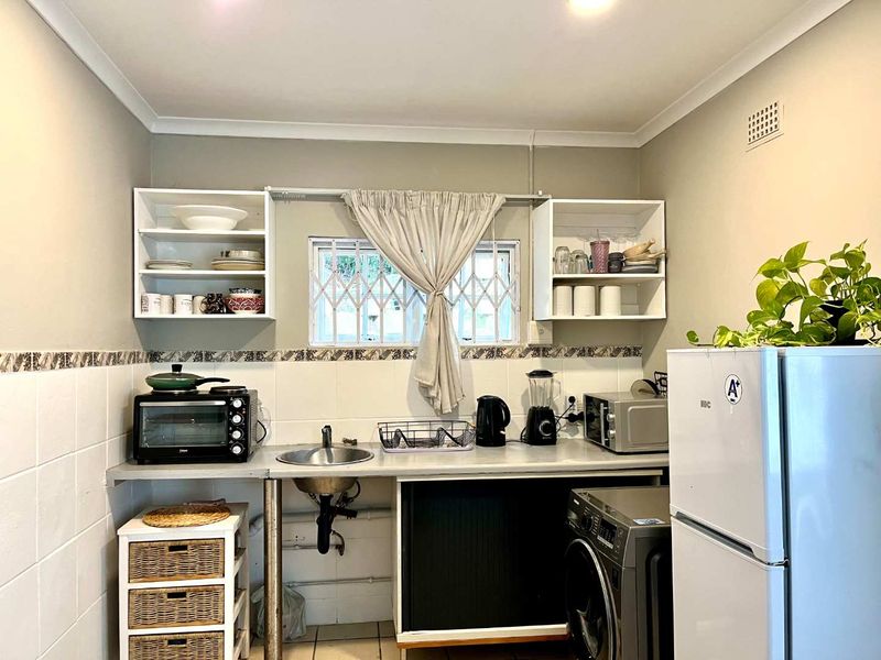 Hidden Gem in Westriding | Charming 2-Bedroom Freestanding Home - Photo 5