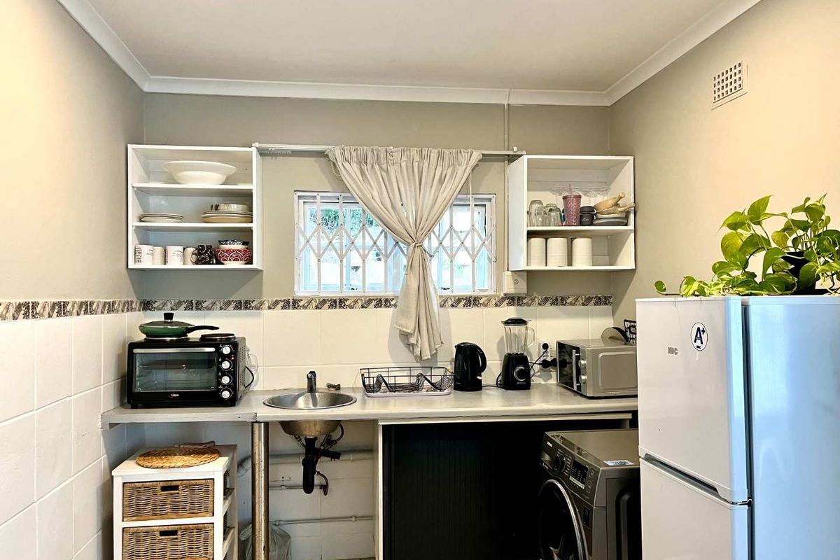 Hidden Gem in Westriding | Charming 2-Bedroom Freestanding Home - Photo 5