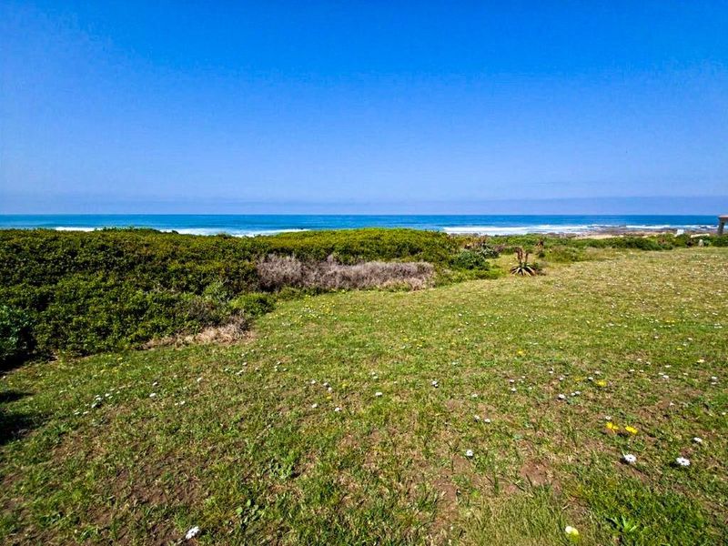 Beachfront bliss - Unmatched beachfront living awaits! - Photo 4