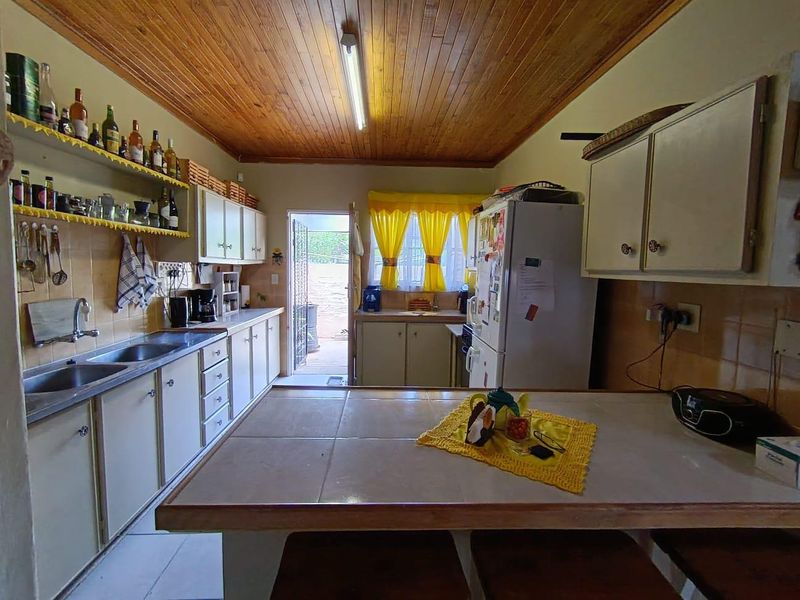 Modern Comfort Awaits: Stunning Townhouse in Pellissie - Photo 7