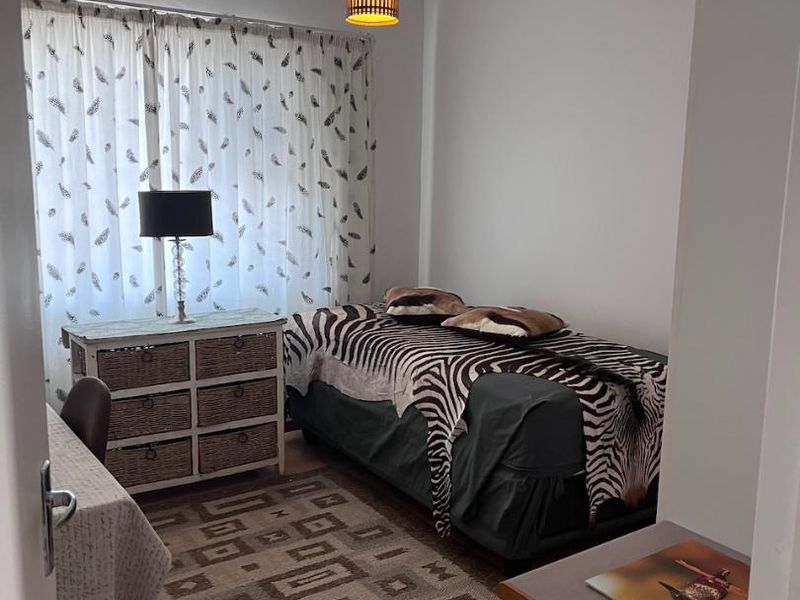 Corner Unit with extra spacious garden - Photo 7