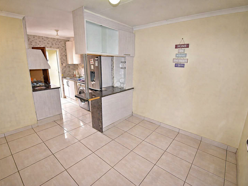 Secure Living - Photo 4