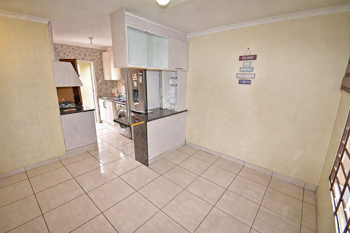 Secure Living - Photo 4