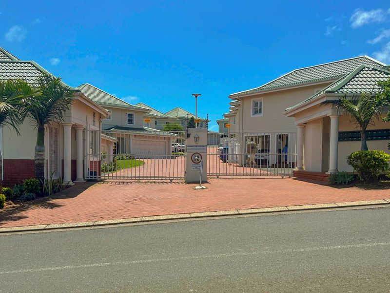 Beautiful, 3 Bedroom, move in ready townhouse! - Photo 6