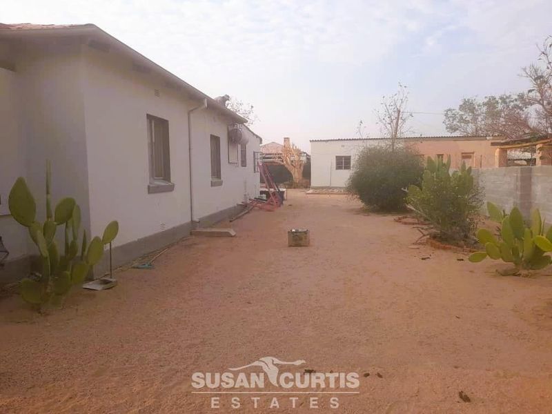 Family home in Usakos for sale - Photo 4