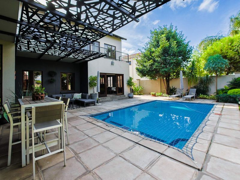 Tri Mandate - Golfcourse living! - Photo 8