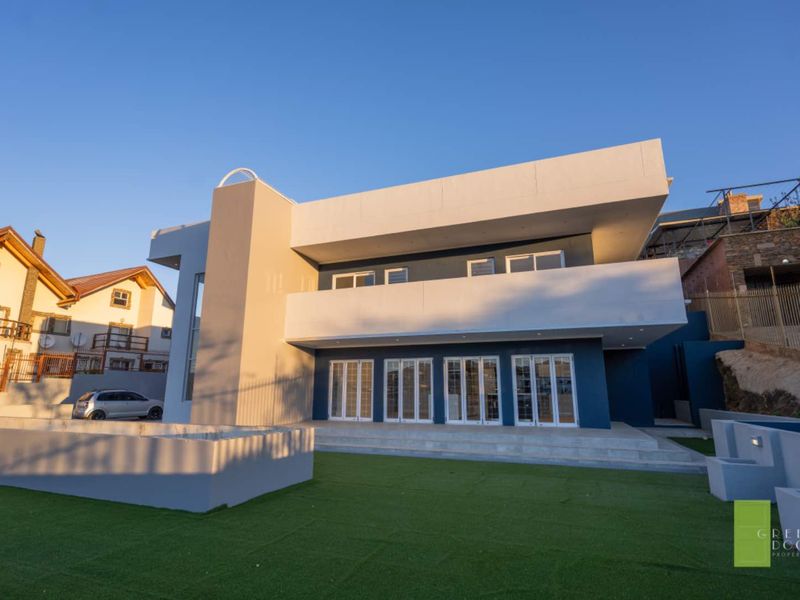 Double up with two homes on one property! - Photo 9