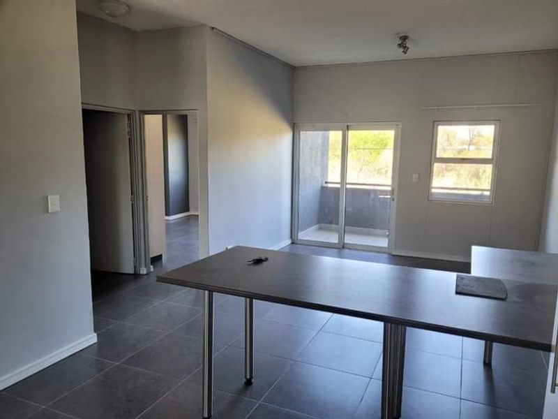 FLAT FOR SALE - Photo 4