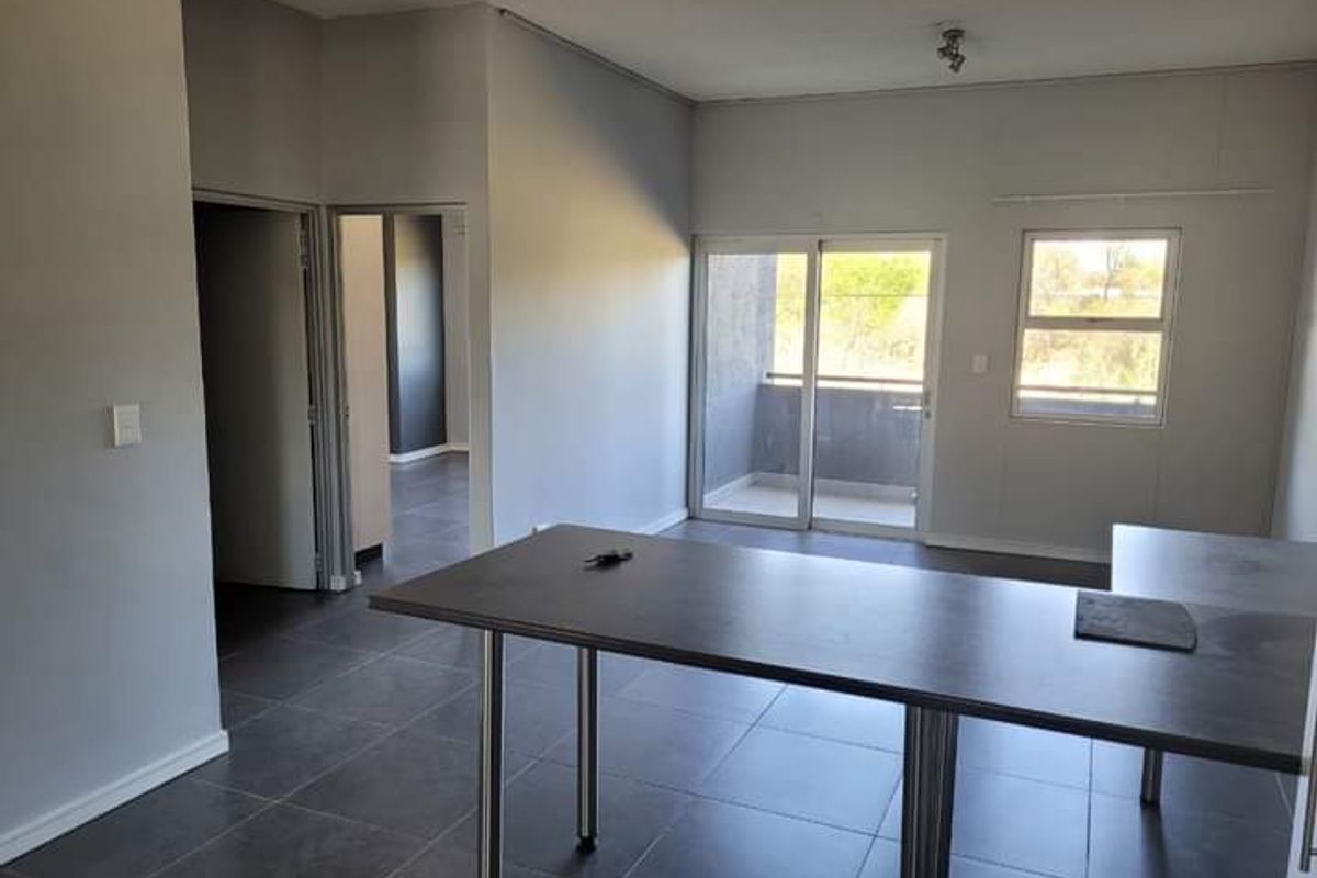 FLAT FOR SALE - Photo 4