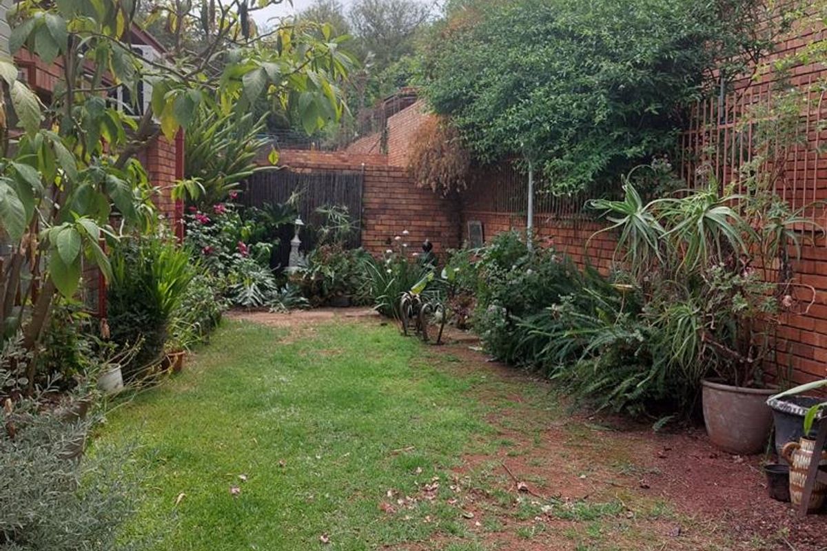 3 bedroom full title townhouse for sale. - Photo 5