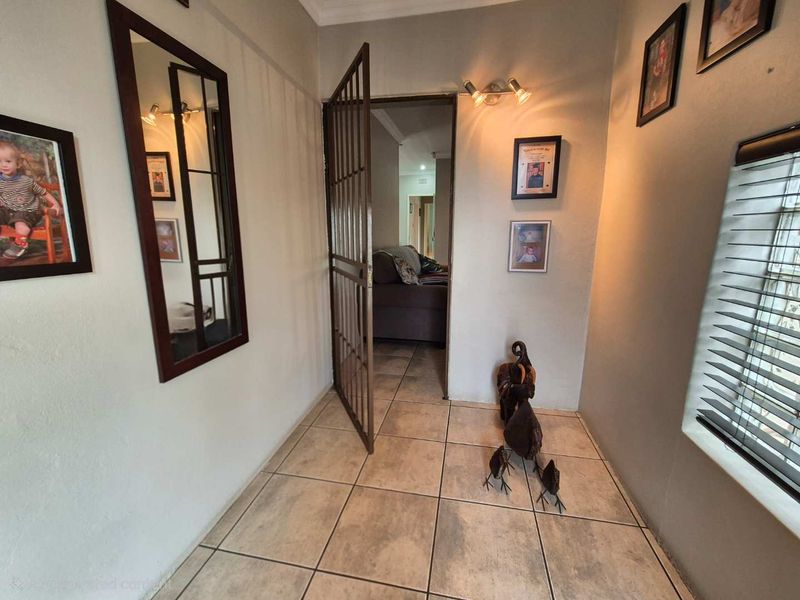 Welcome to your dream home! - Photo 2