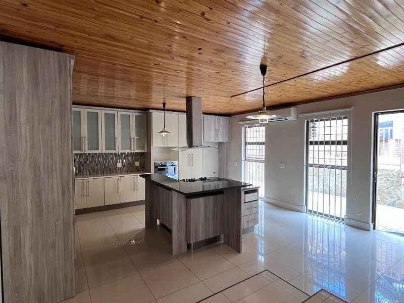 Eros house with view and King Master bedroom - Photo 3