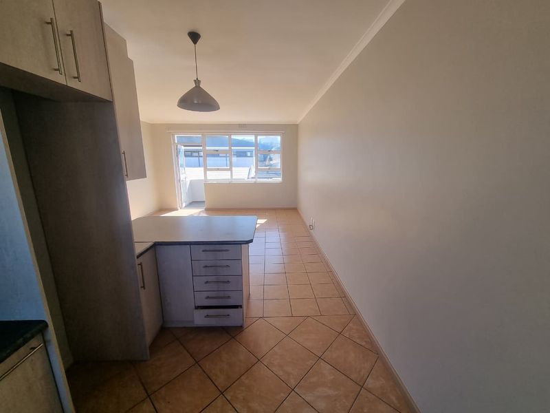 Bachelor Apartment for Rent in Boston, Belville - Photo 4