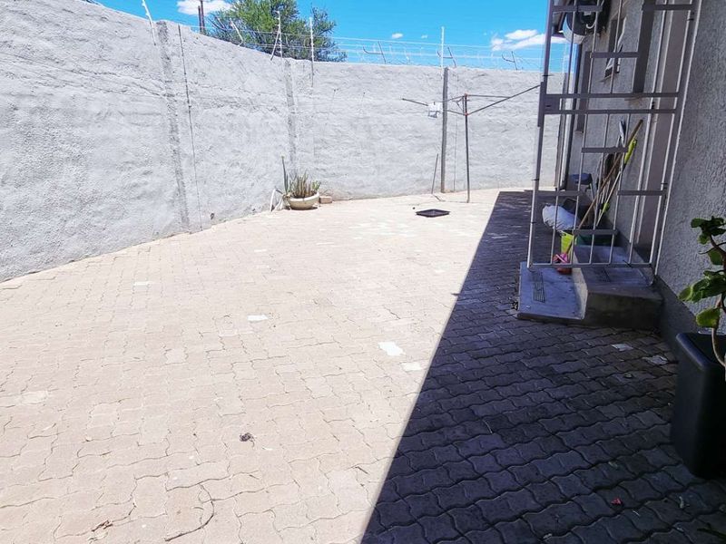 Dorado Valley 2 bedroom Townhouse with Garage - Photo 7