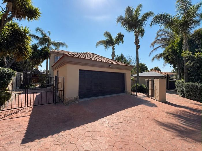 Property #2553383, House For Sale in Moreleta Park