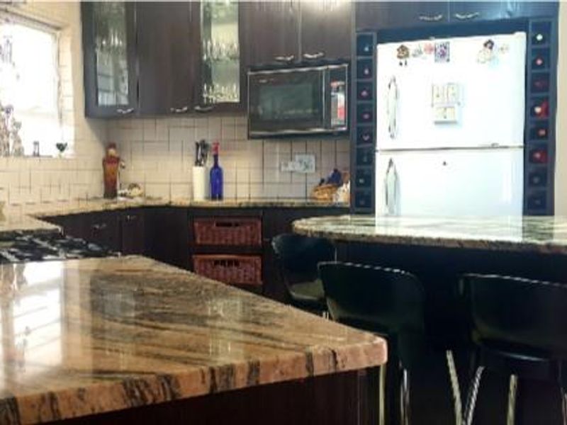 " Stunning Long Beach Home For sale " - Photo 7