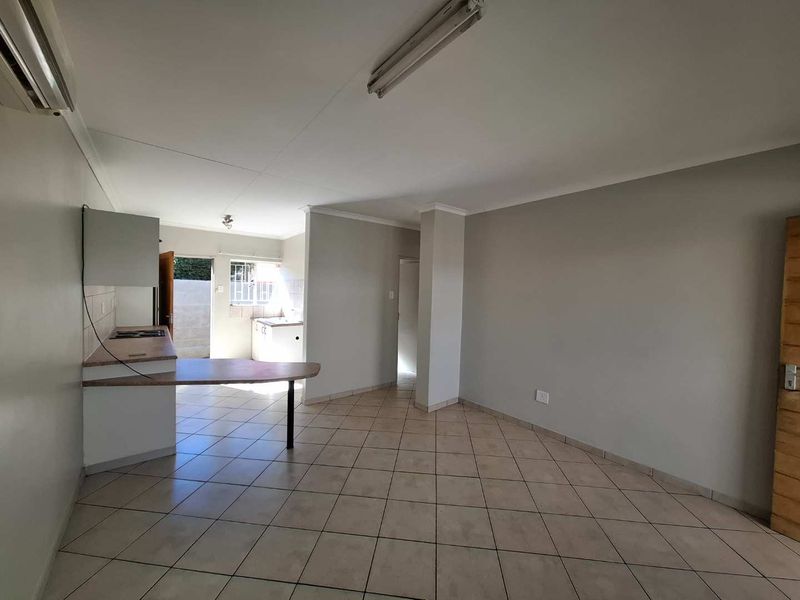 🏡 Last Chance to Secure an Affordable Property! - Photo 8