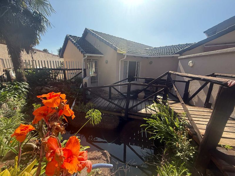 2 Houses on One Stand – Dual Living, Dual Income Opportunity! - Photo 4