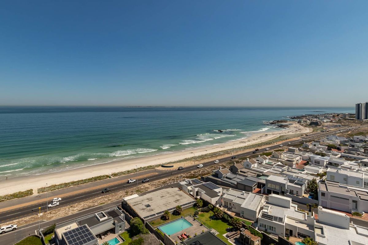 A rare opportunity to own one of Blouberg’s most exclusive penthouses. - Photo 5