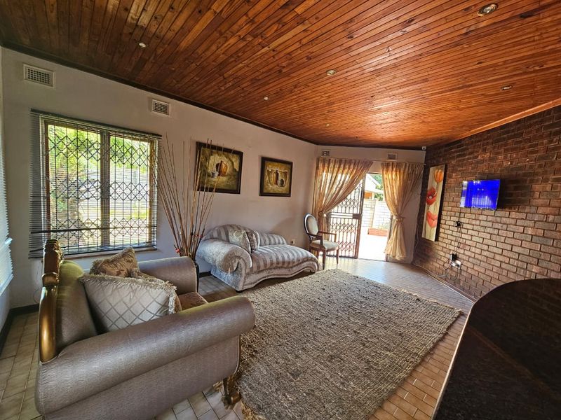 Spacious 3-Bedroom Home in Veld En Vlei, Richards Bay - Photo 6