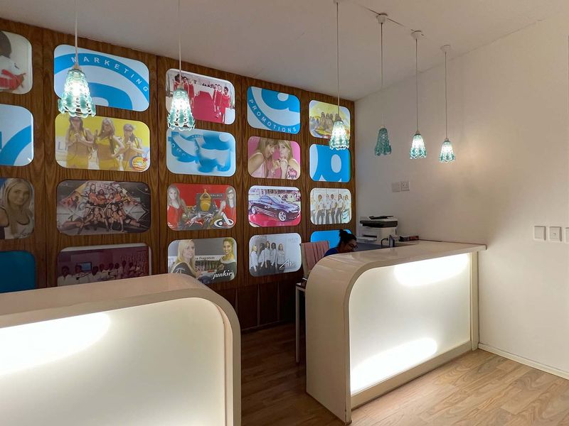 PRESTIGIOUS AAA OFFICE SPACE OVERLOOKING GATEWAY - Photo 8