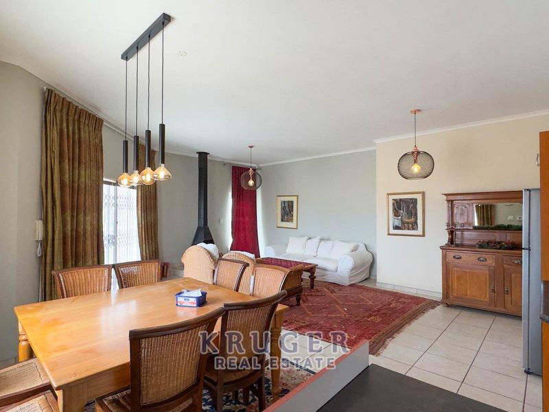 3-bedroom townhouse for sale - Photo 2