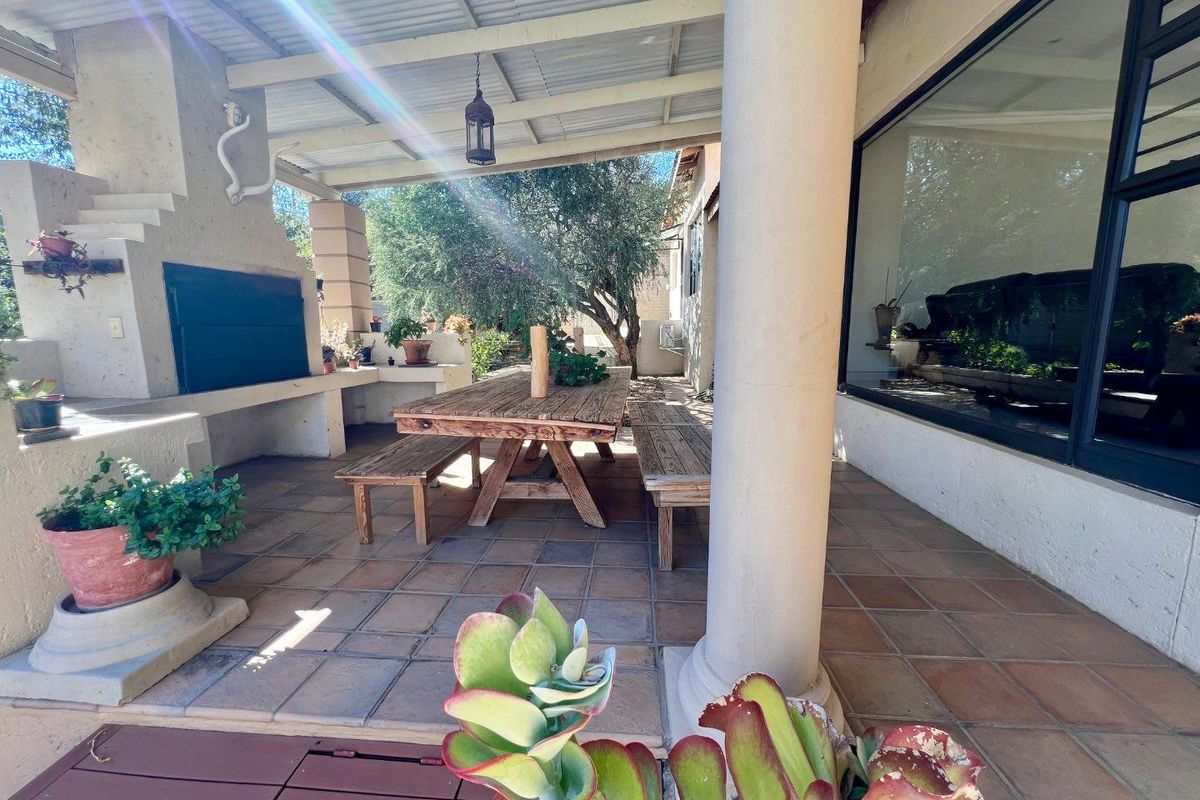 Great investment property - Photo 2