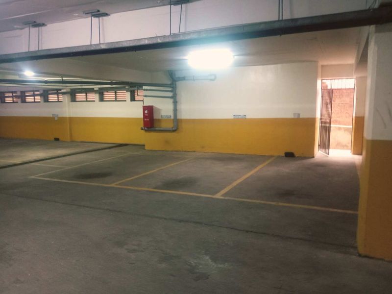 Premium 200 m2 Retail or Office Space To Let | Boksburg | Prime Commercial Location | High Exposure  Quick Look at Key Amenities  Strategically located - Photo 5