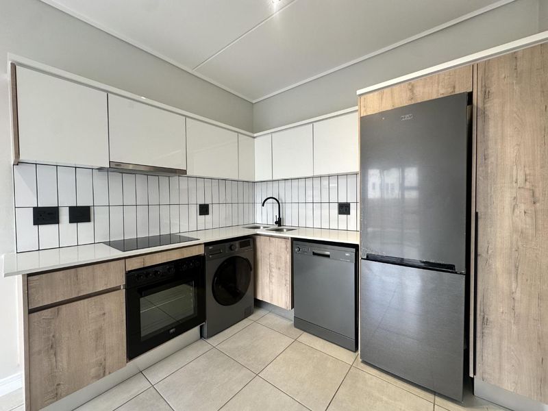 LOVELY ONE BEDROOM APARTMENT FOR RENT IN THE REID - Photo 2