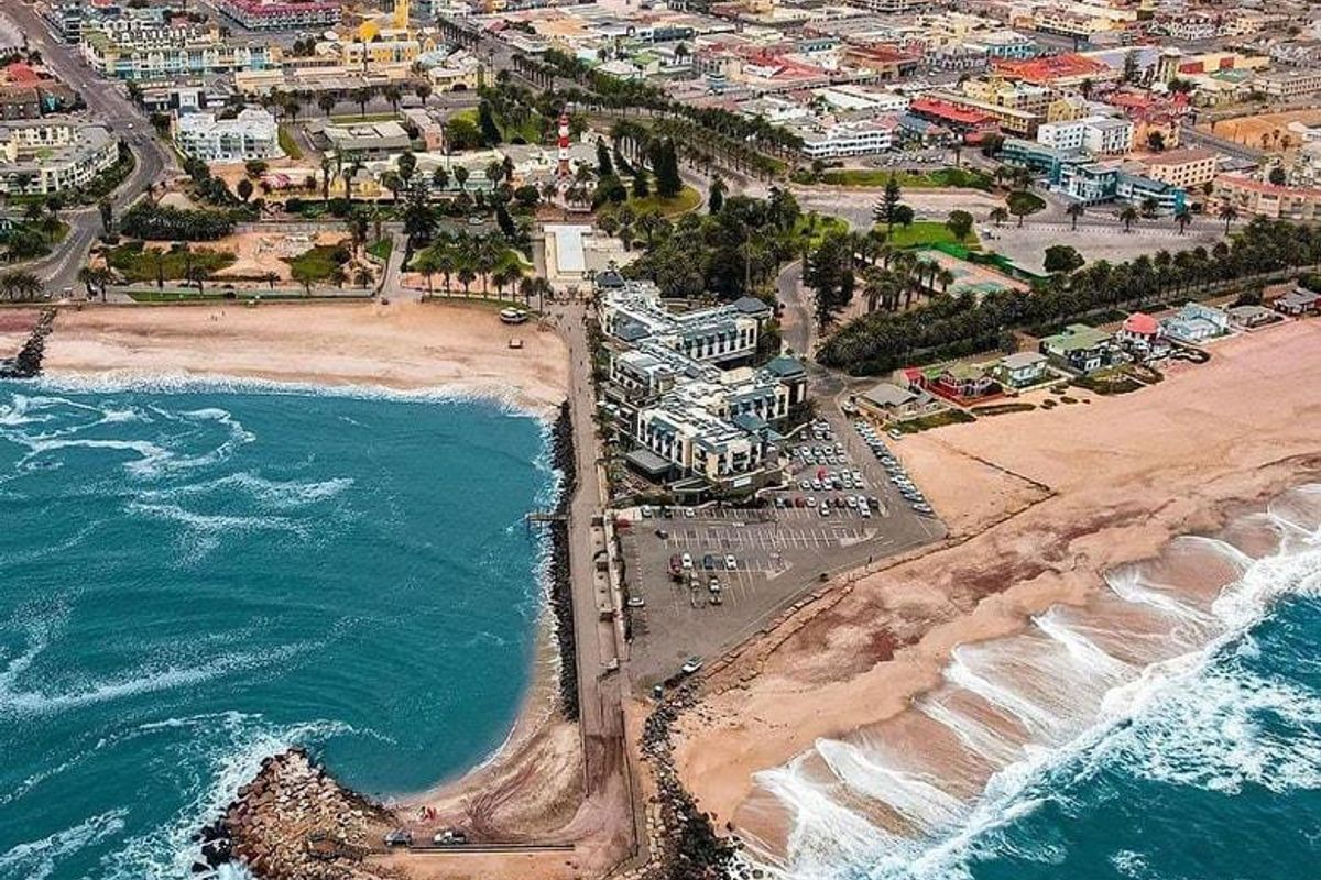 FOR SALE -FULLY OPERATIONAL RESTAURANT BUSINESS - SWAKOPMUND, NAMIBIA - Photo 5