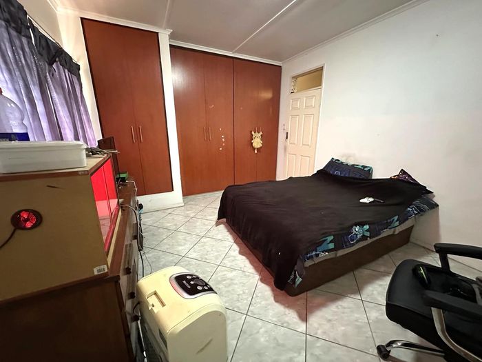 Property #2367443, Apartment Sold in Swartkops